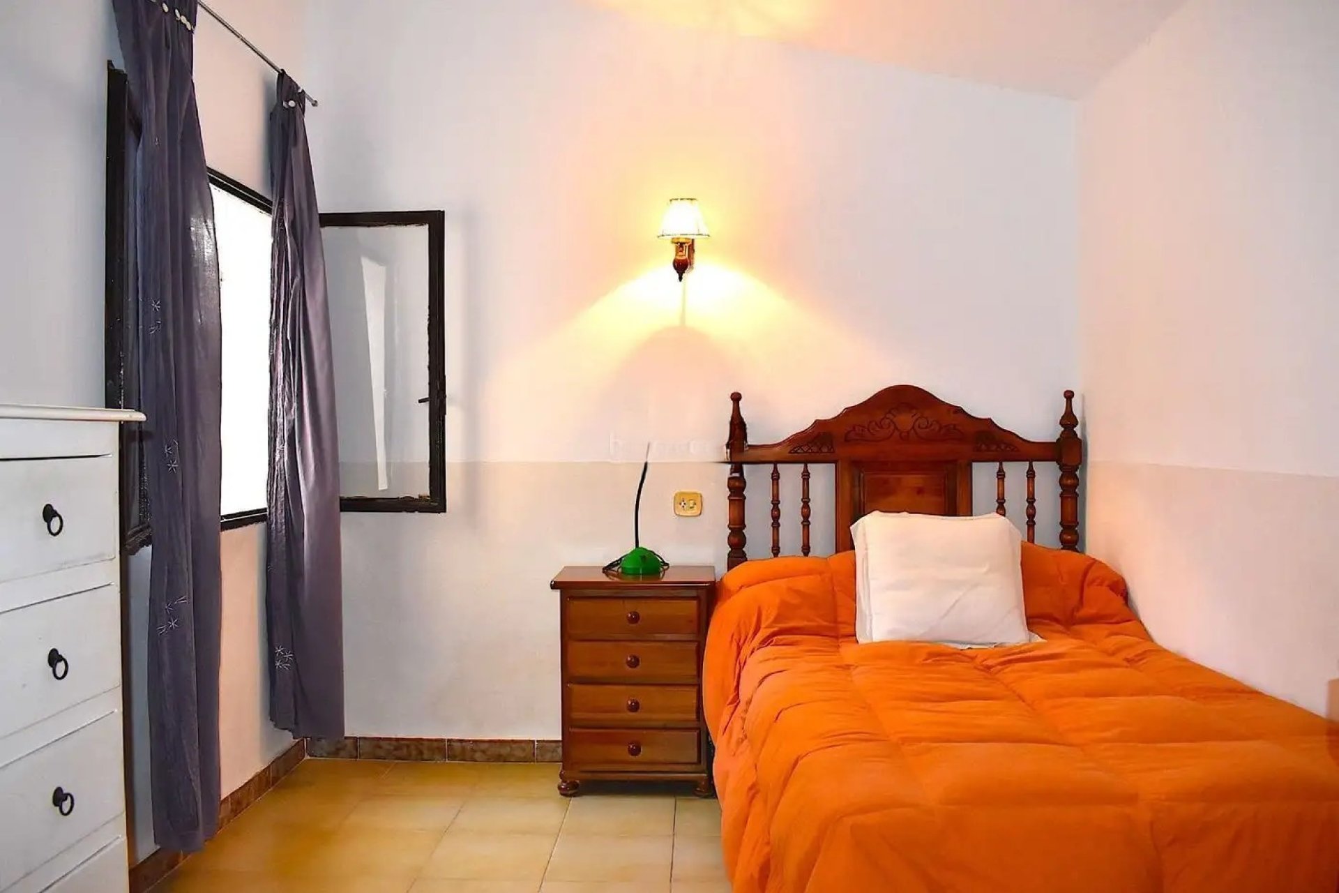 Herverkoop - Vrijstaande woning -
