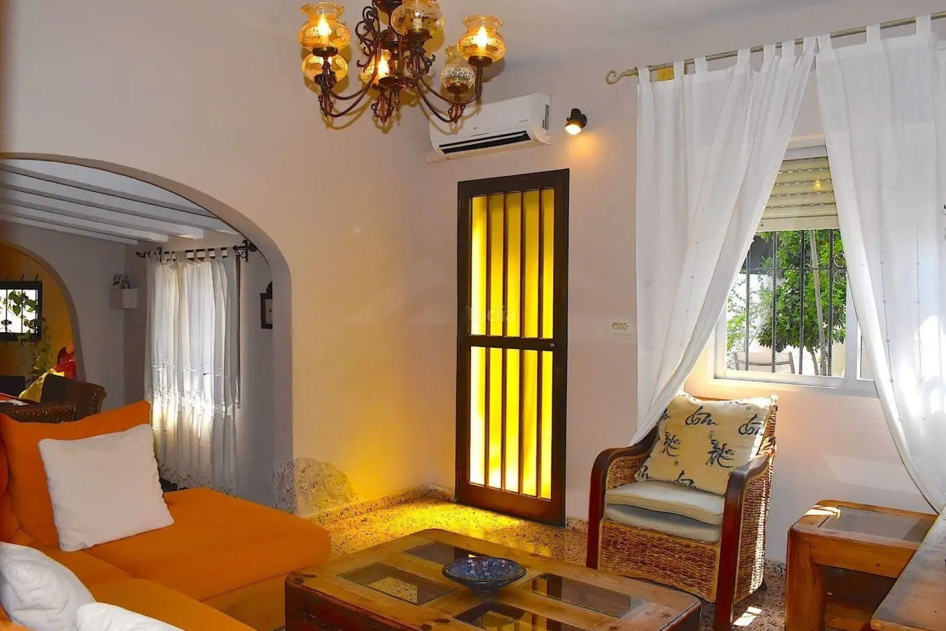 Herverkoop - Vrijstaande woning -
