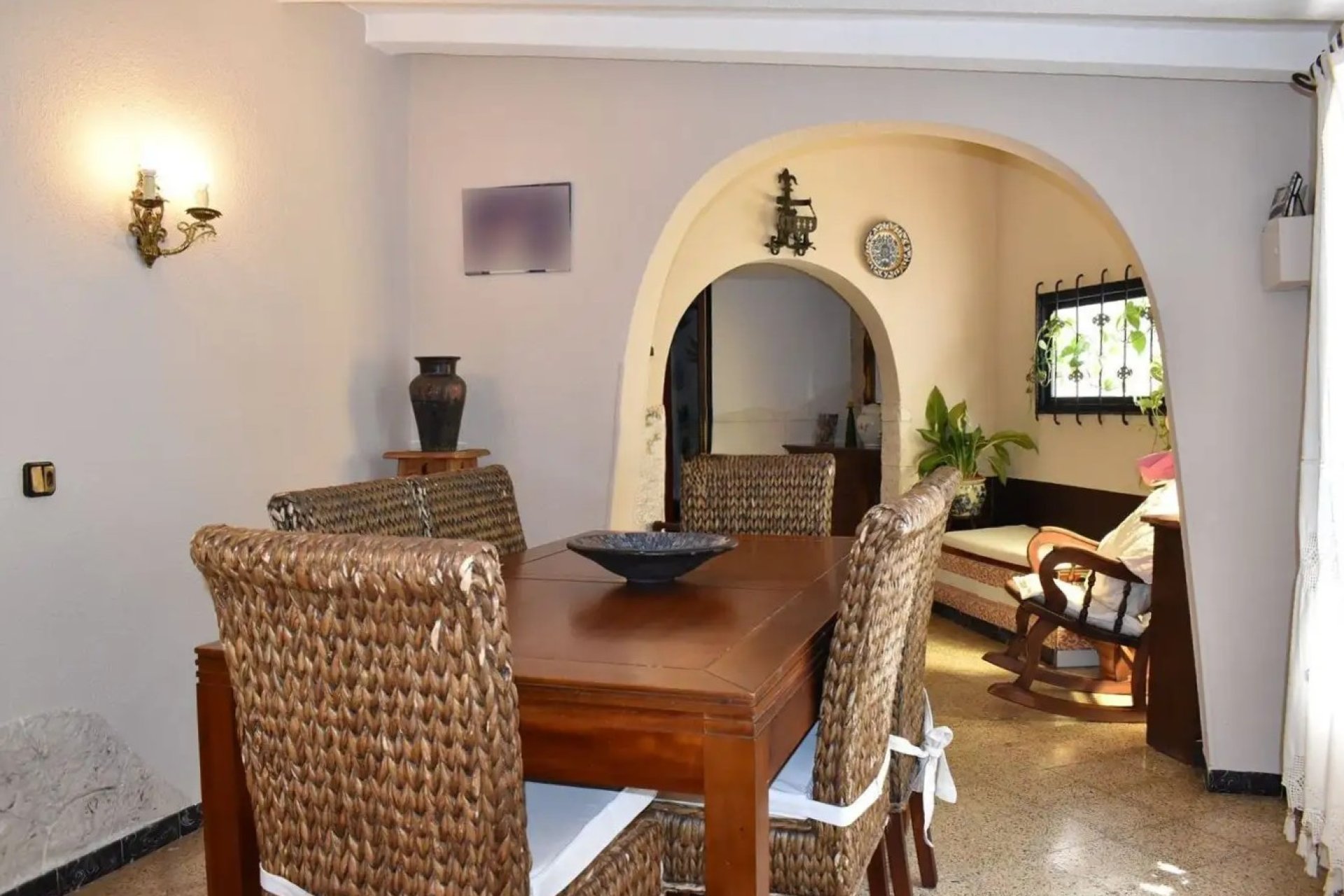 Herverkoop - Vrijstaande woning -
