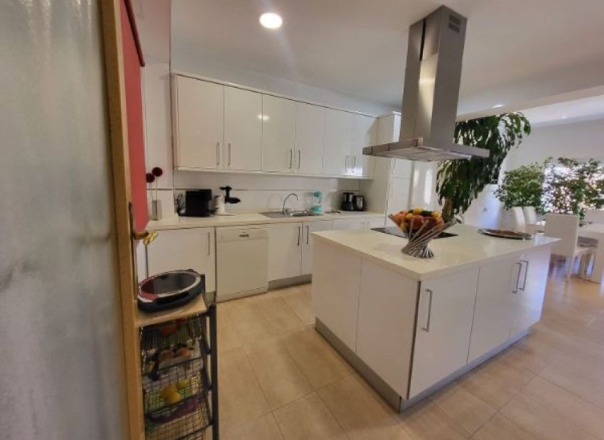 Kitchen - Apartment in Gandía (La Safor - Gandía)