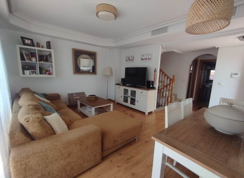 Living room - Charming Villa for Sale – Light and Tranquility in One Home in La Nucía (Costa Blanca)