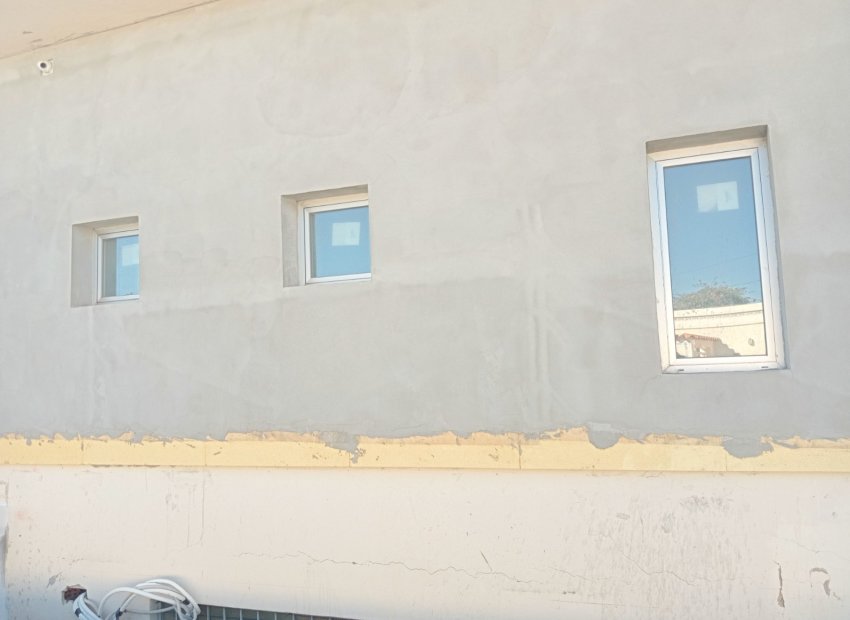 LOCAL EN VENTA EN LA NUCÍA