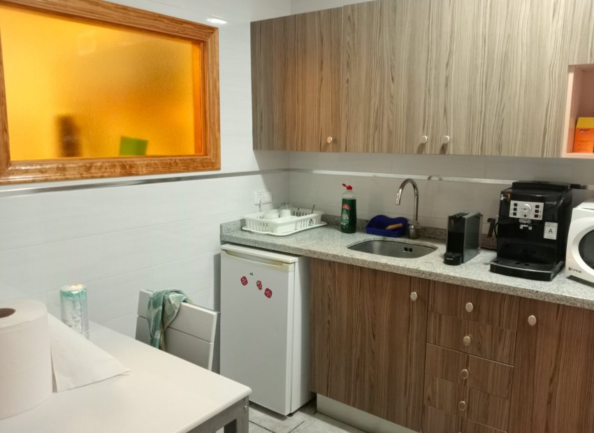 LOCAL EN VENTA EN LA NUCÍA