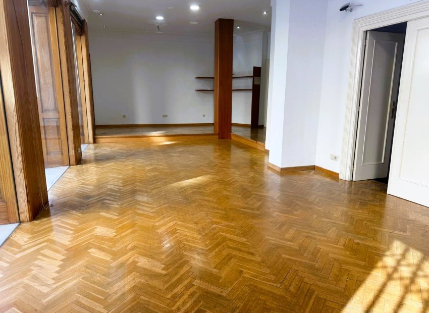 Local - Local commercial à Dénia – (Costa Blanca – Alicante)