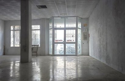 Local  - Revente - La Nucía -
                La Nucía