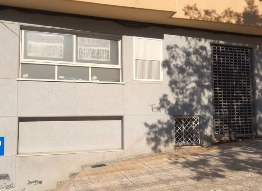 Long Term Rental - Local  -
Callosa De Ensarrià