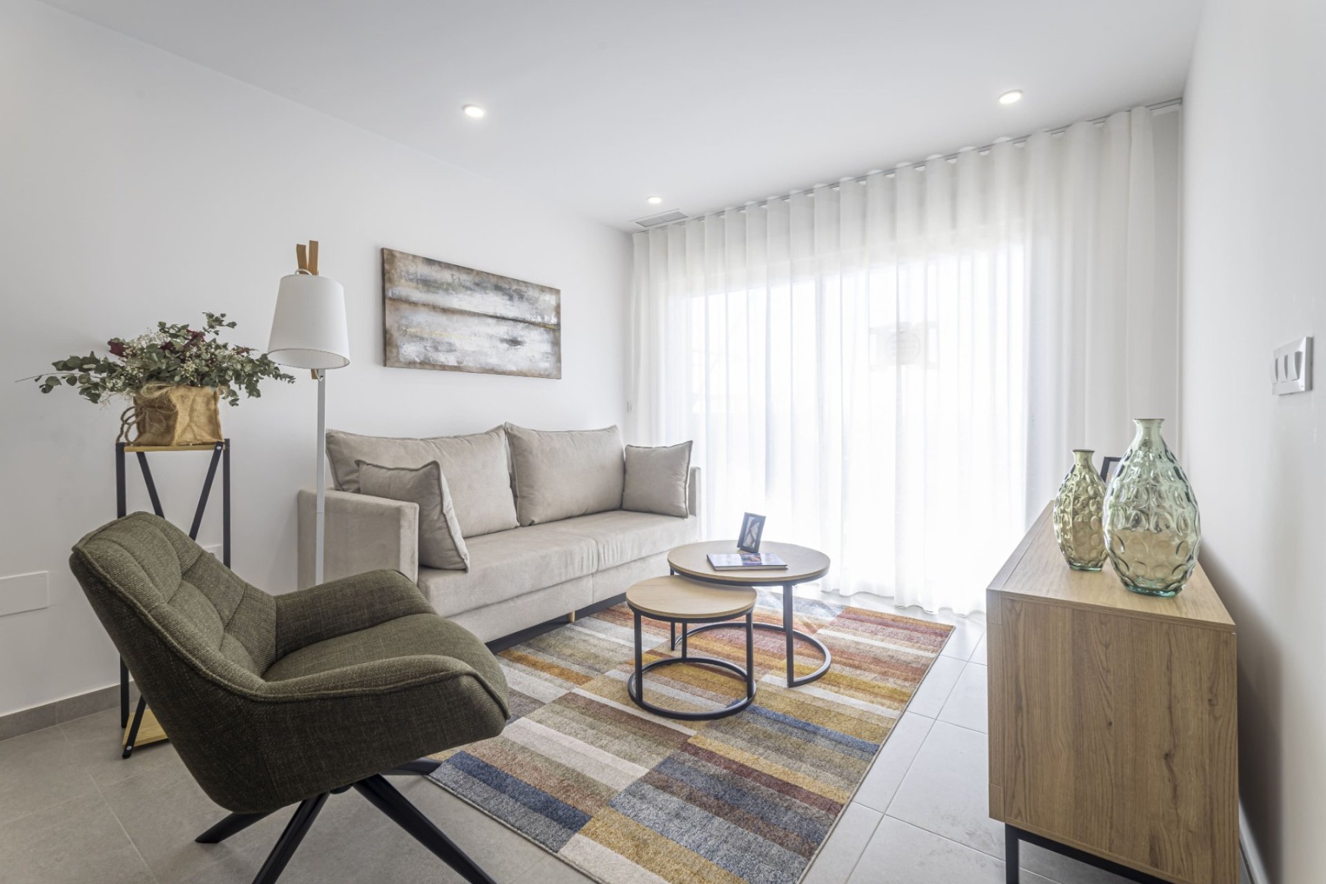 Neue Gebäude - Duplex -
