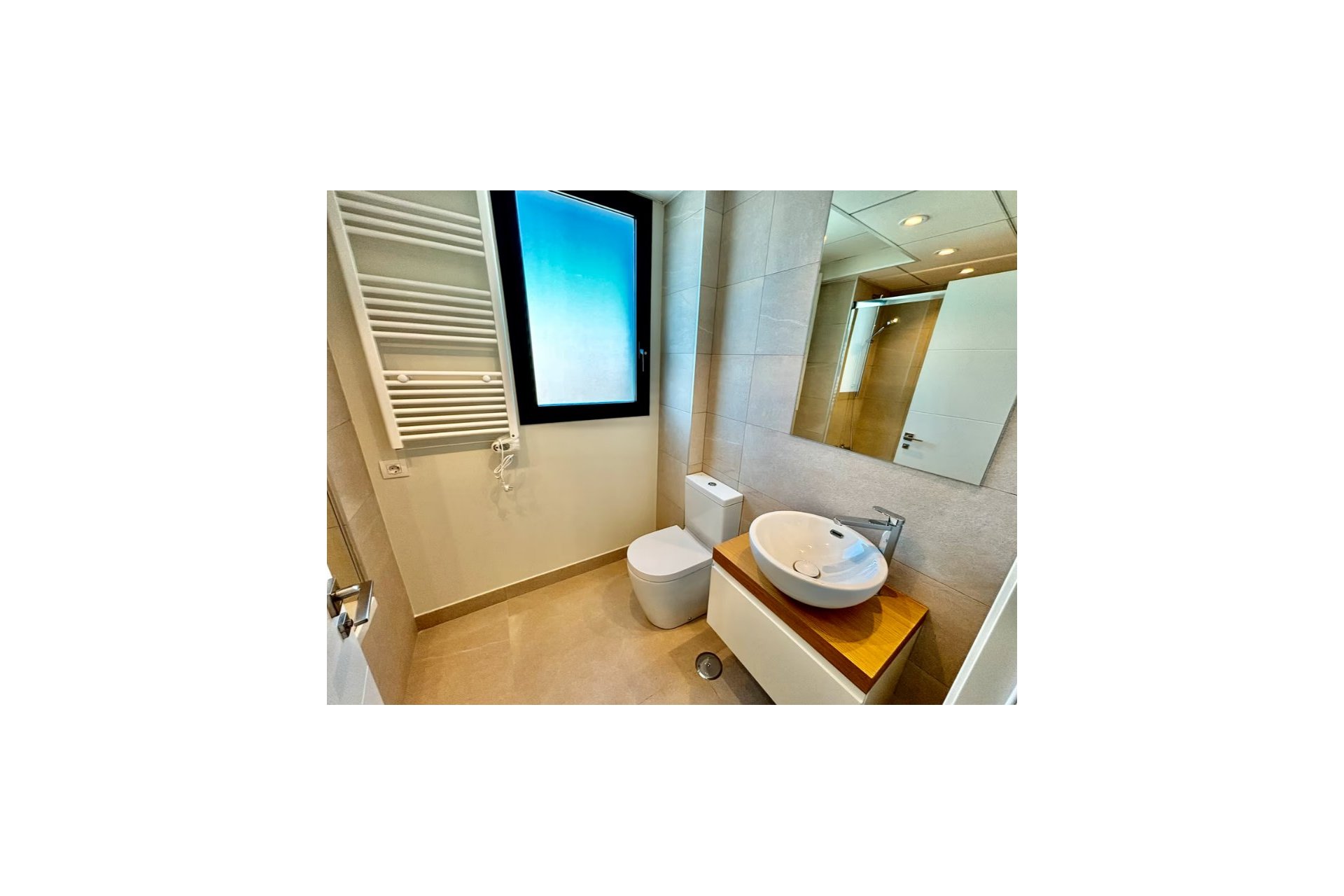 Neue Gebäude - Penthouse -
El Campello - Campello Beach