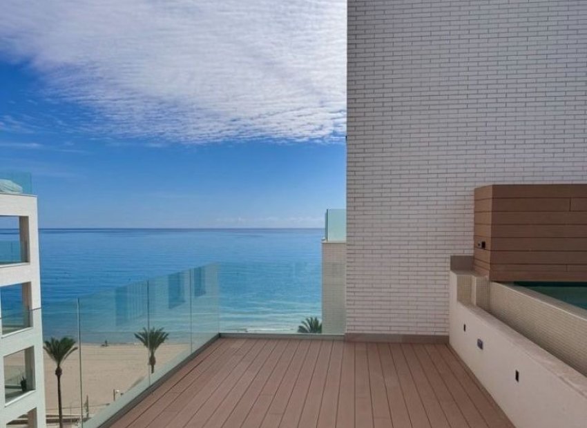 Neue Gebäude - Penthouse -
El Campello - Campello Beach