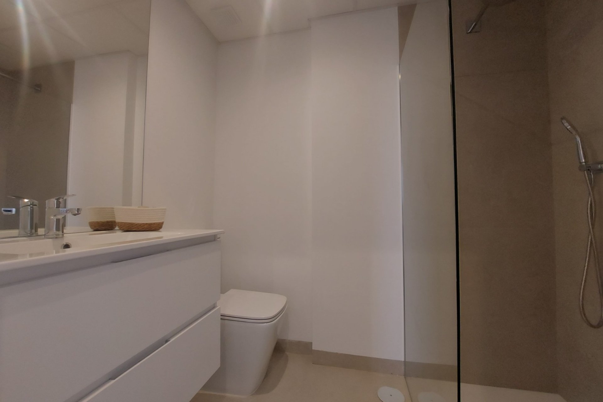 Neue Gebäude - Penthouse -
