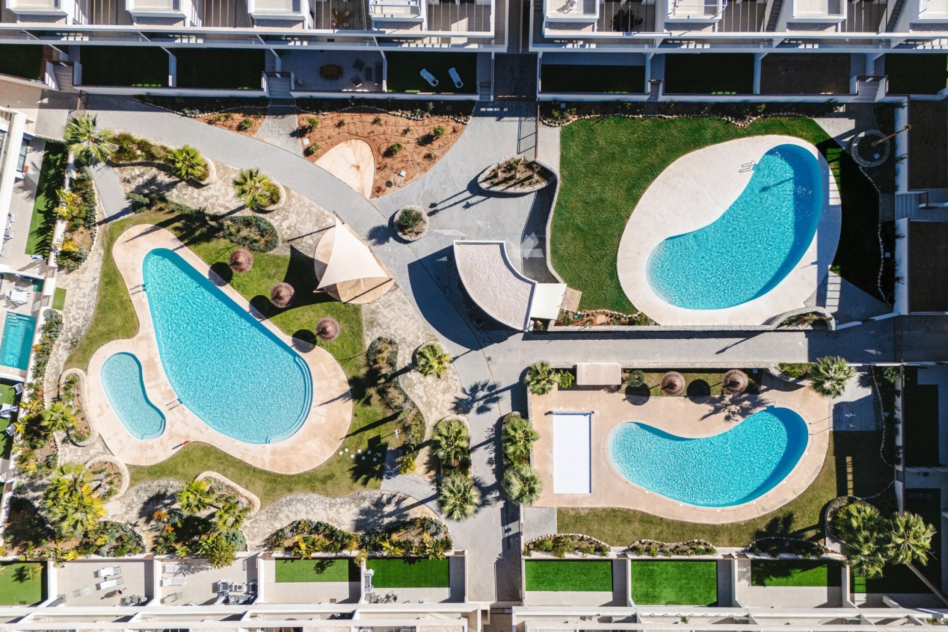 Neue Gebäude - Stadthaus -
Torrevieja - El Acequión - Los Náufragos