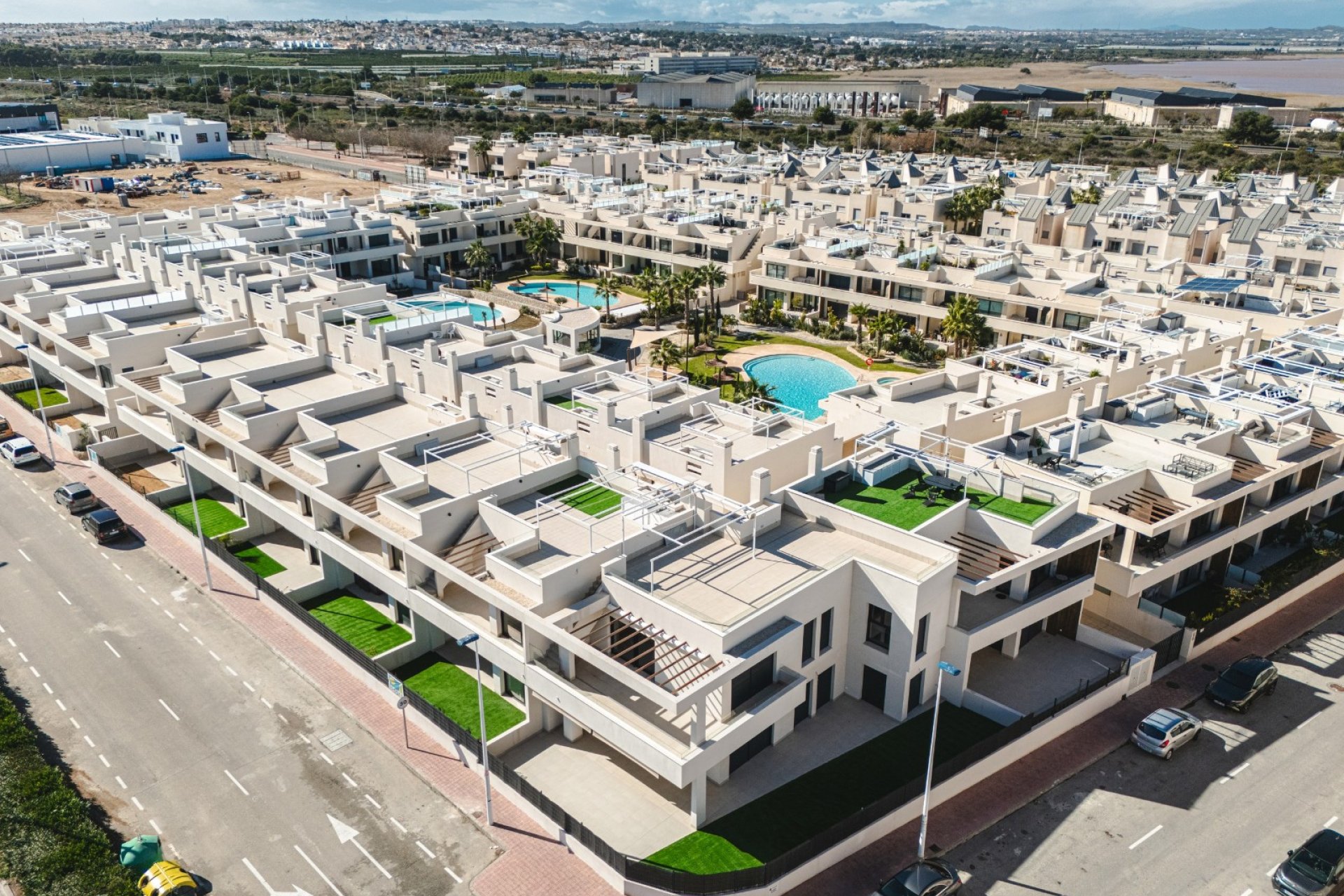 Neue Gebäude - Stadthaus -
Torrevieja - El Acequión - Los Náufragos
