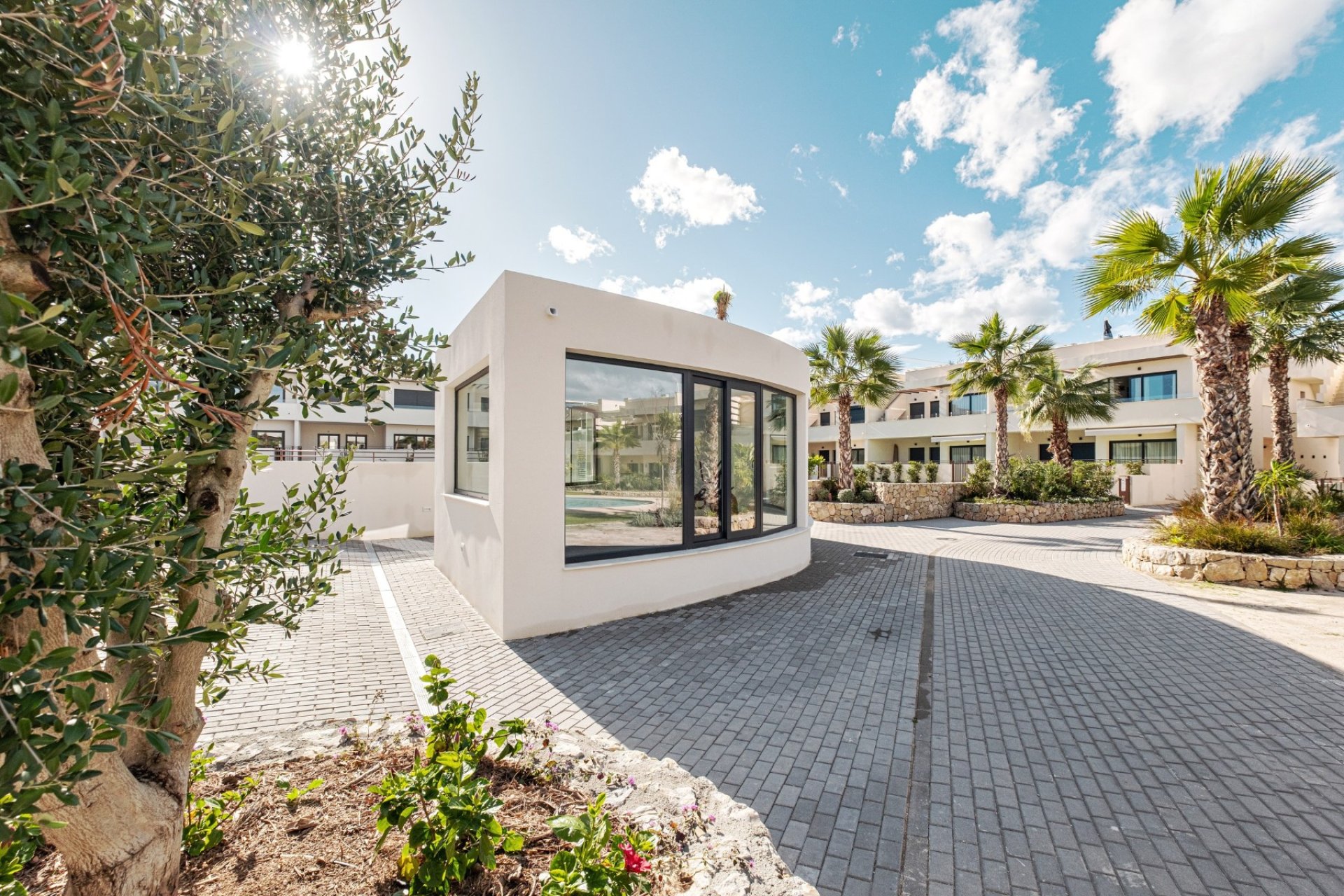 Neue Gebäude - Stadthaus -
Torrevieja - El Acequión - Los Náufragos