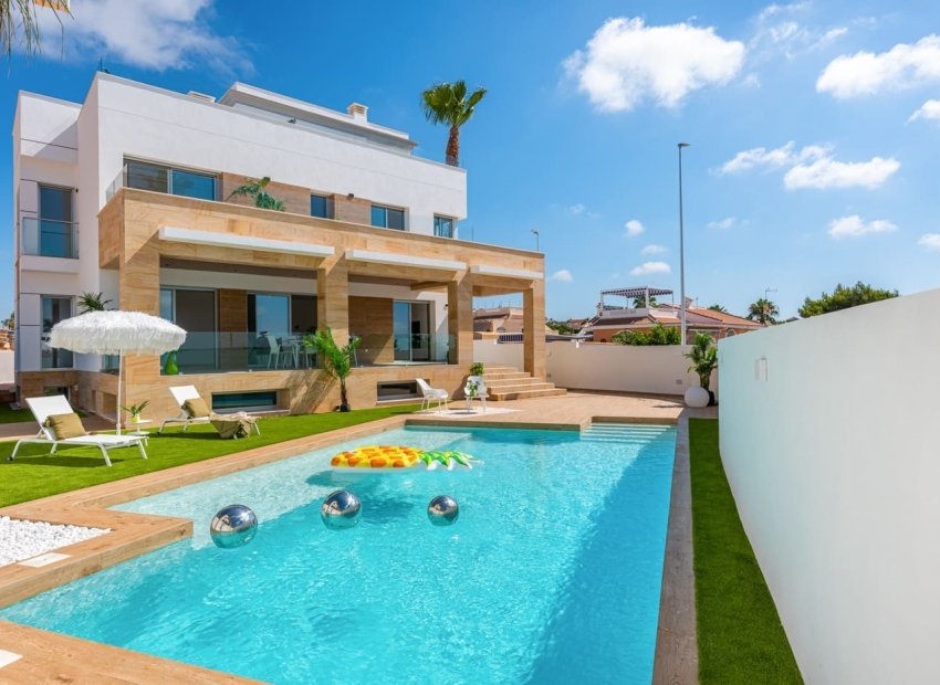 Neue Gebäude - Villa -
Rojales - Ciudad Quesada