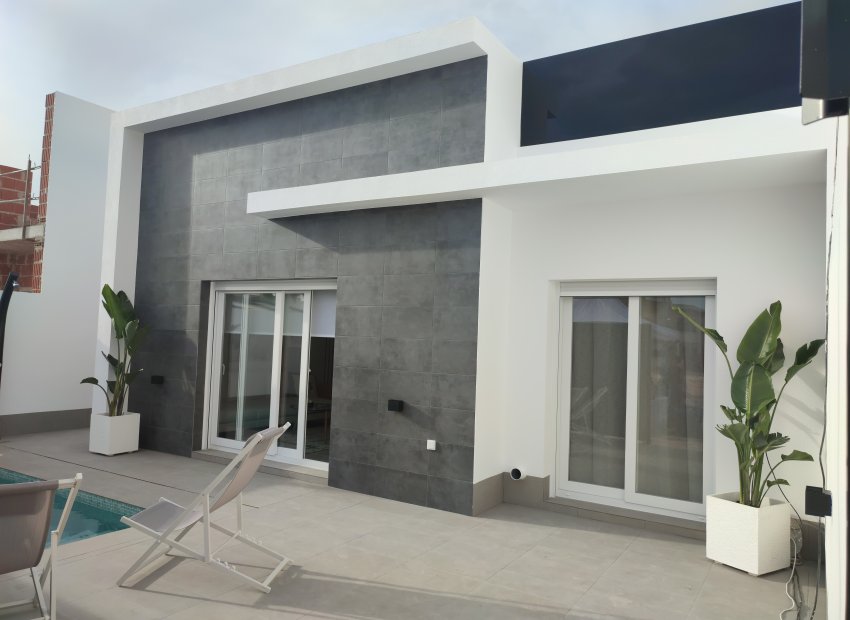 Neue Gebäude - Villa -
Torre Pacheco - Sierra Golf - Balsicas