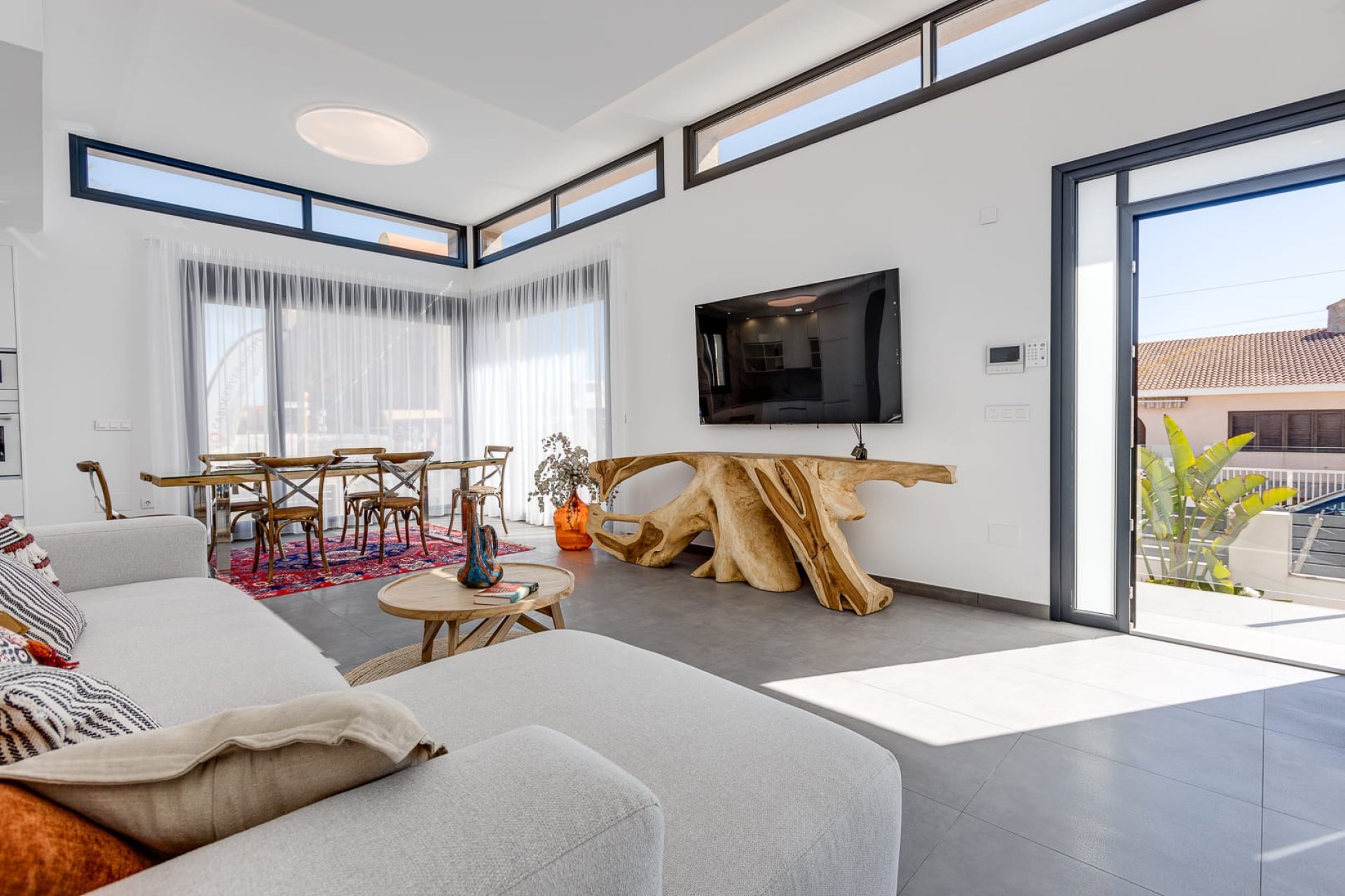 Neue Gebäude - Villa -
Torrevieja - Torrelamata - La Mata