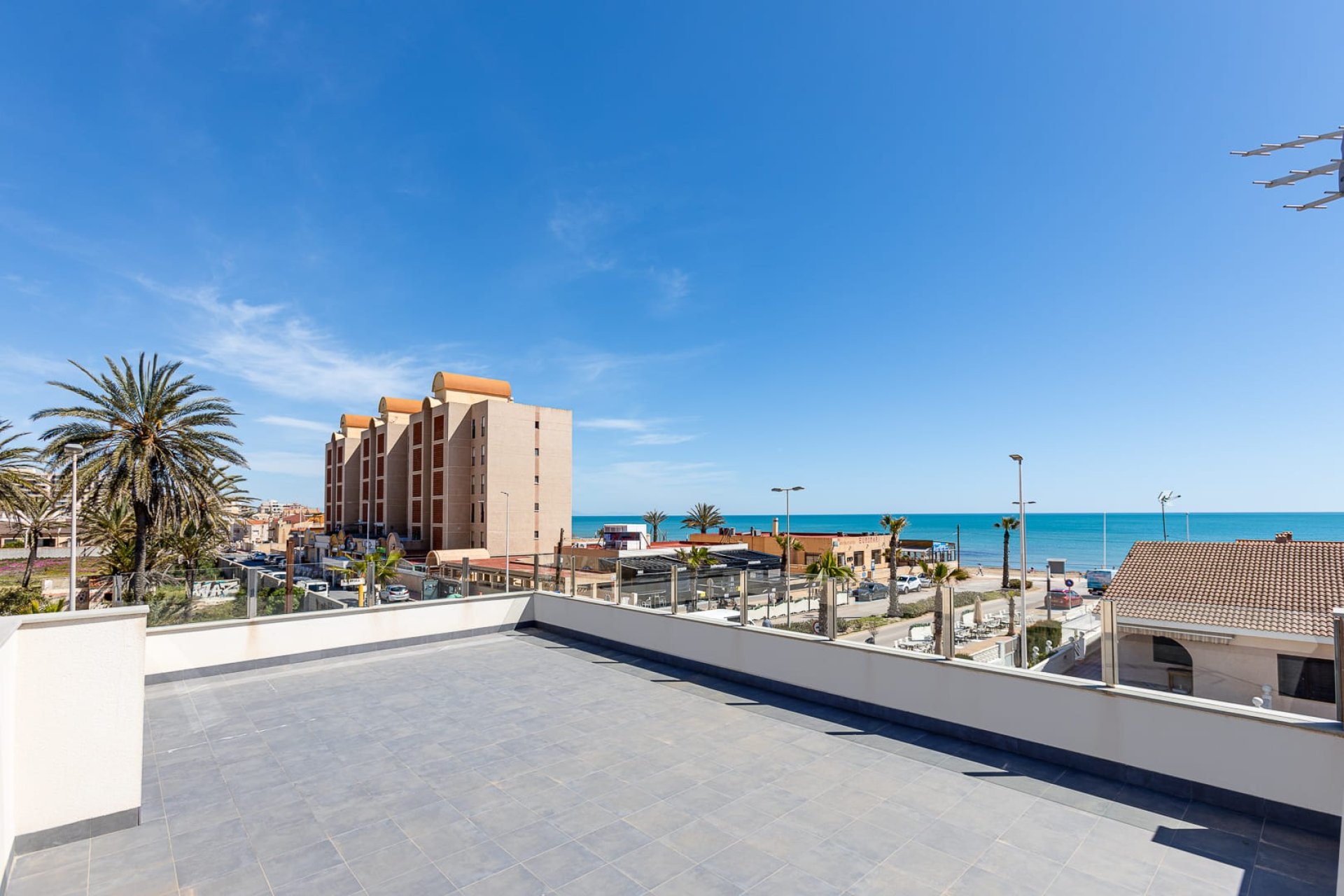 Neue Gebäude - Villa -
Torrevieja - Torrelamata - La Mata