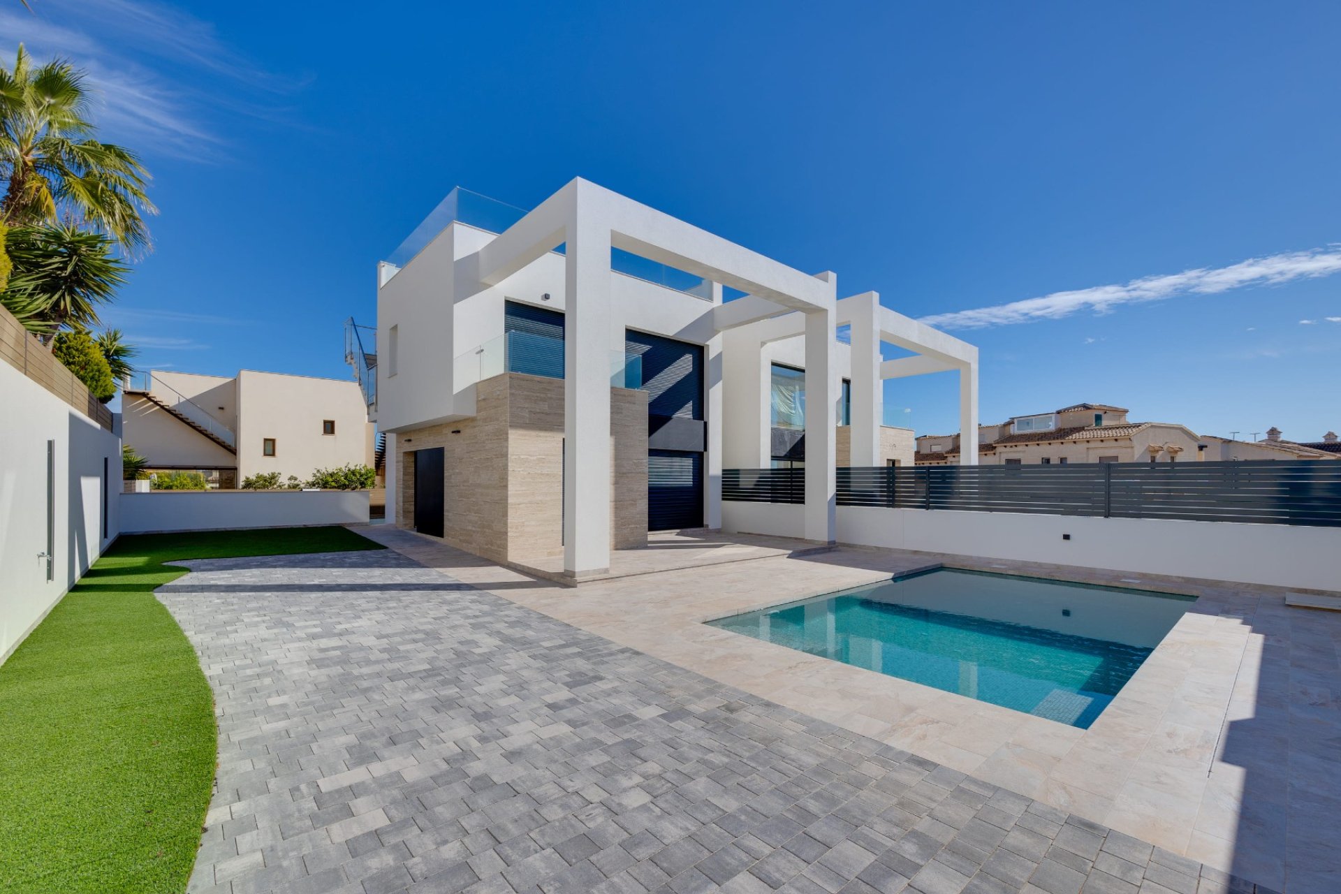 Neue Gebäude - Villa -
Torrevieja - Torrelamata - La Mata