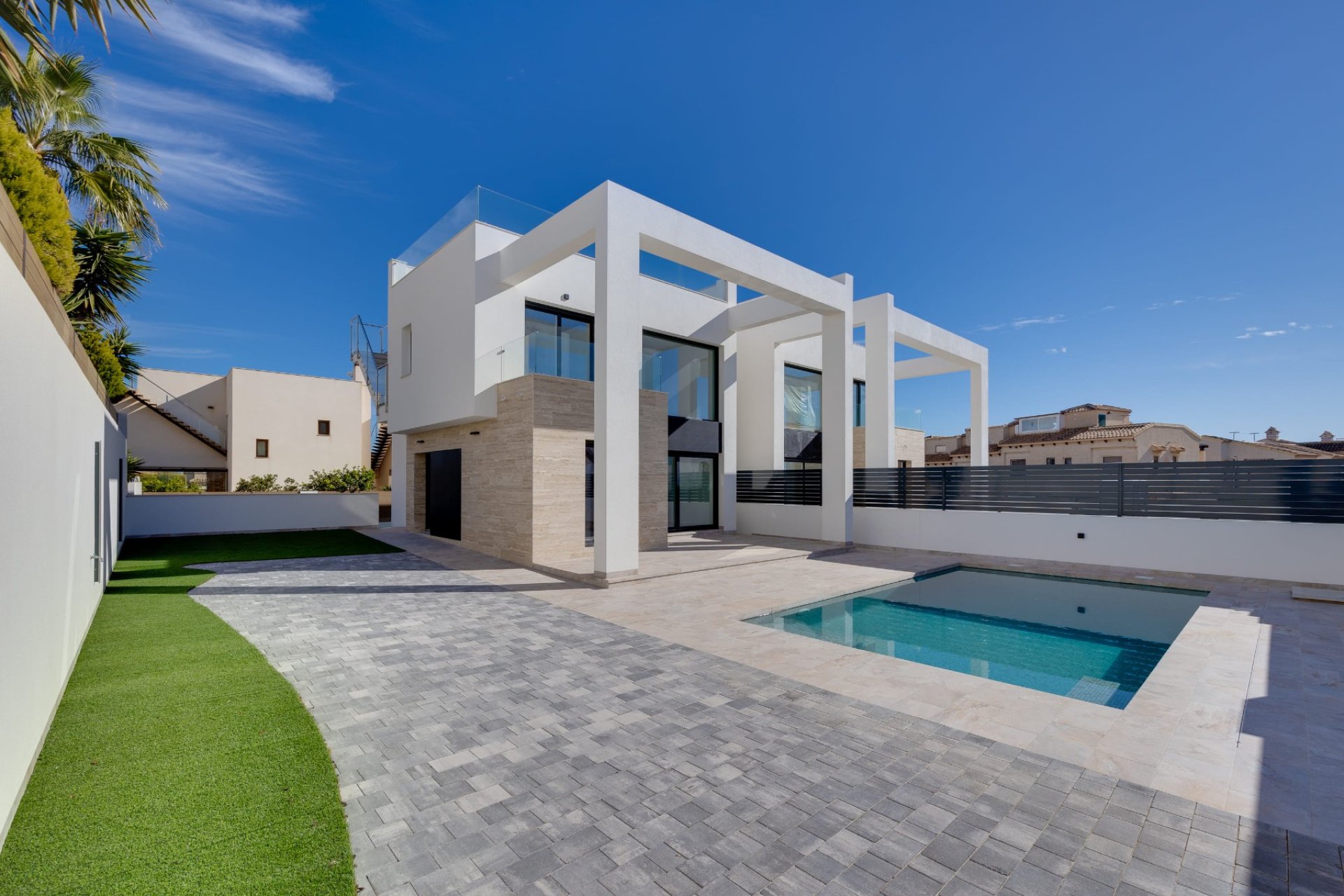 Neue Gebäude - Villa -
Torrevieja - Torrelamata - La Mata