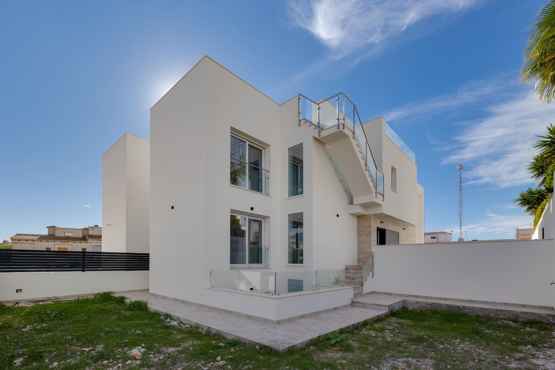 Neue Gebäude - Villa -
Torrevieja - Torrelamata - La Mata
