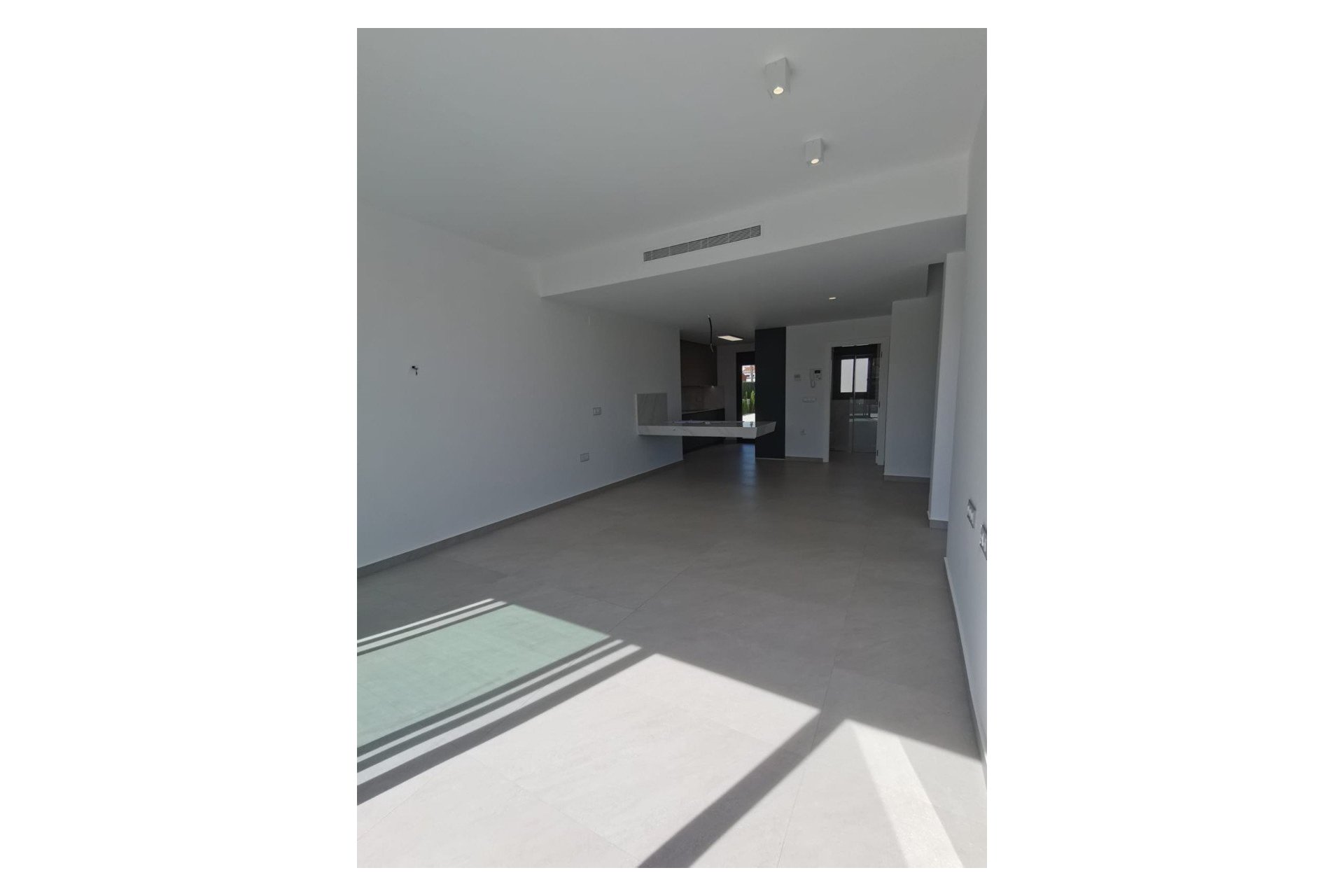 Neue Gebäude - Villa -
