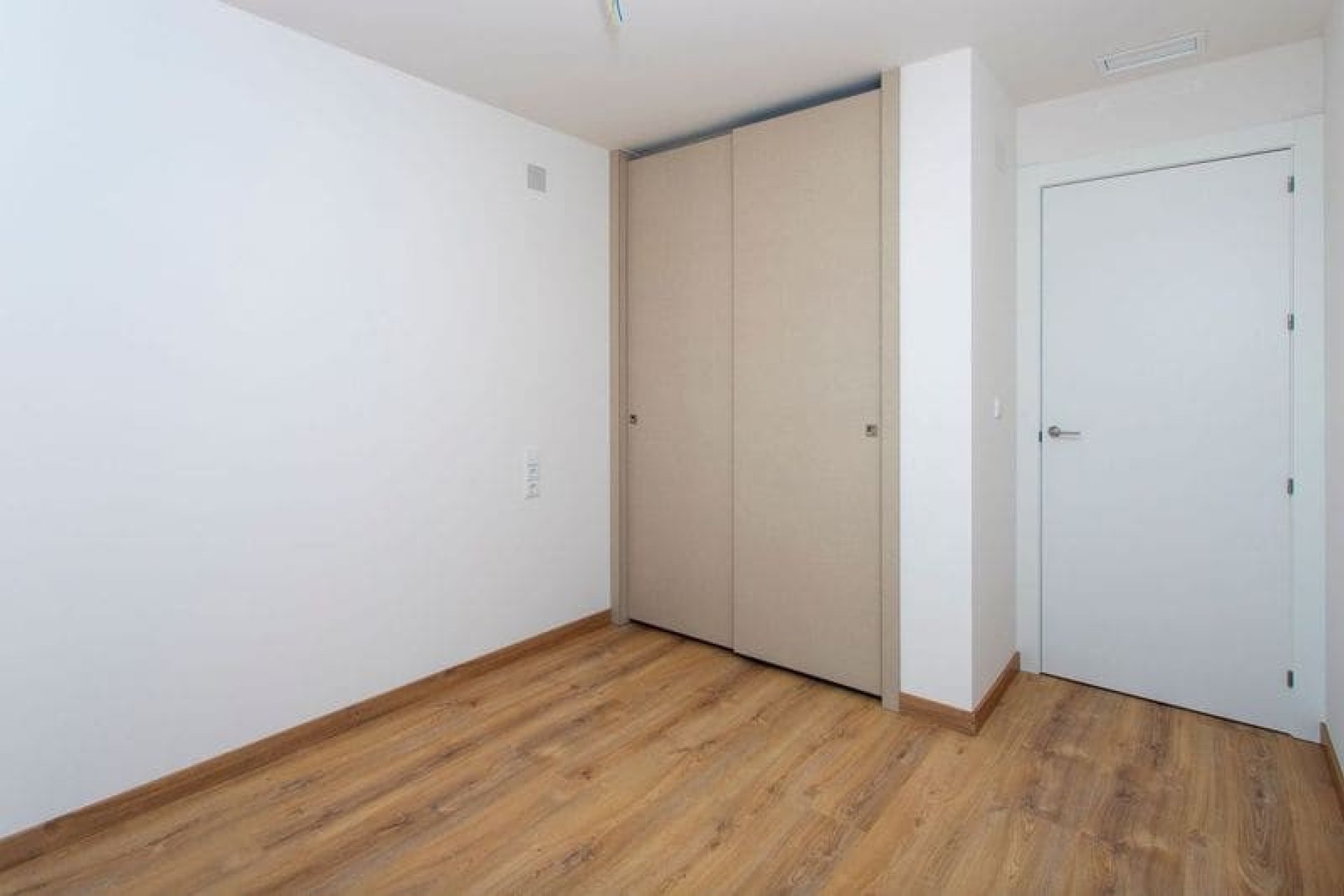 Neue Gebäude - Wohnung -
Hondón de las Nieves