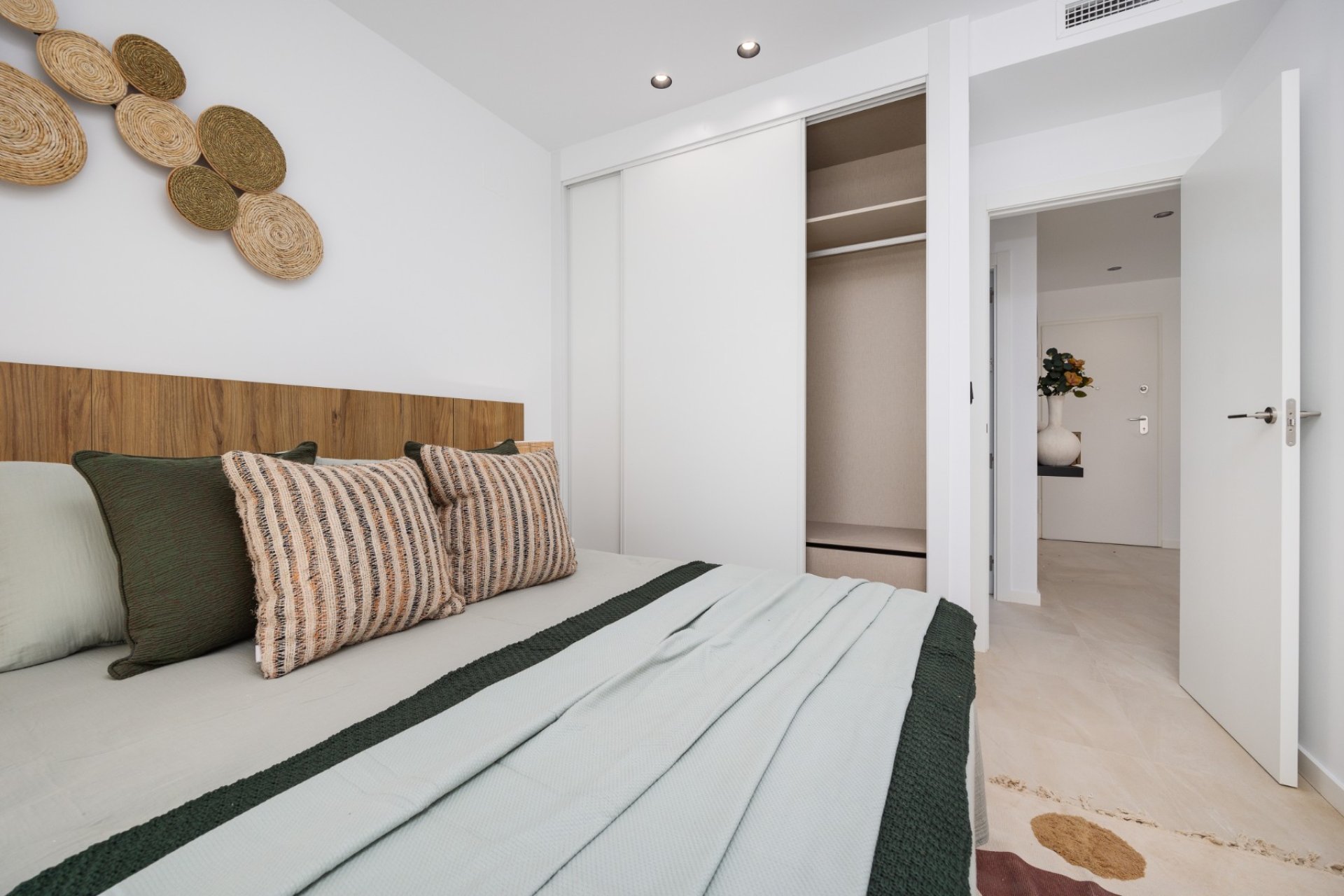 Neue Gebäude - Wohnung -
