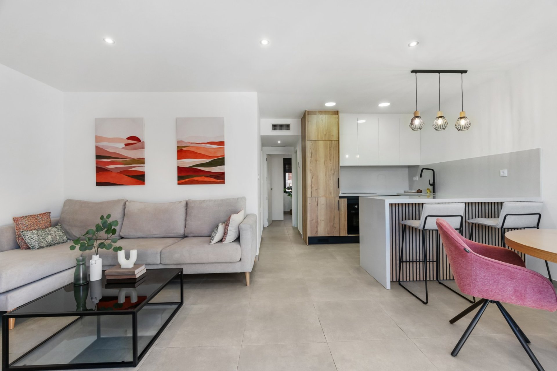 Neue Gebäude - Wohnung -
