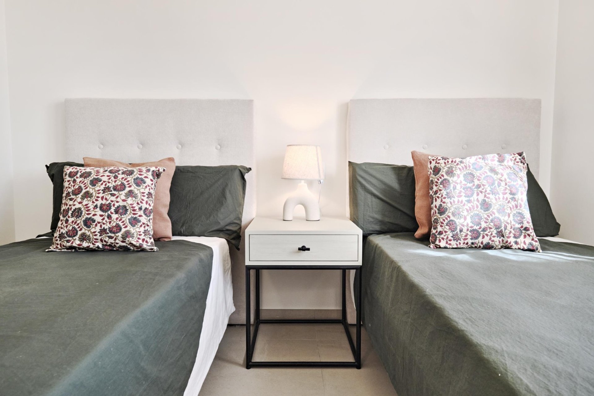 Nieuwbouw - Herenhuis -
Torrevieja - El Acequión - Los Náufragos