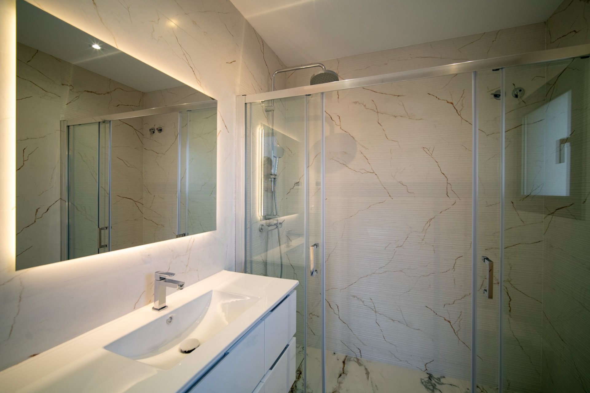 Nieuwbouw - Villa -
La Nucía