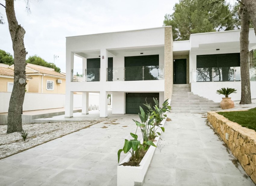 Nieuwbouw - Villa -
Torrevieja - Nueva Torrevieja - Aguas Nuevas