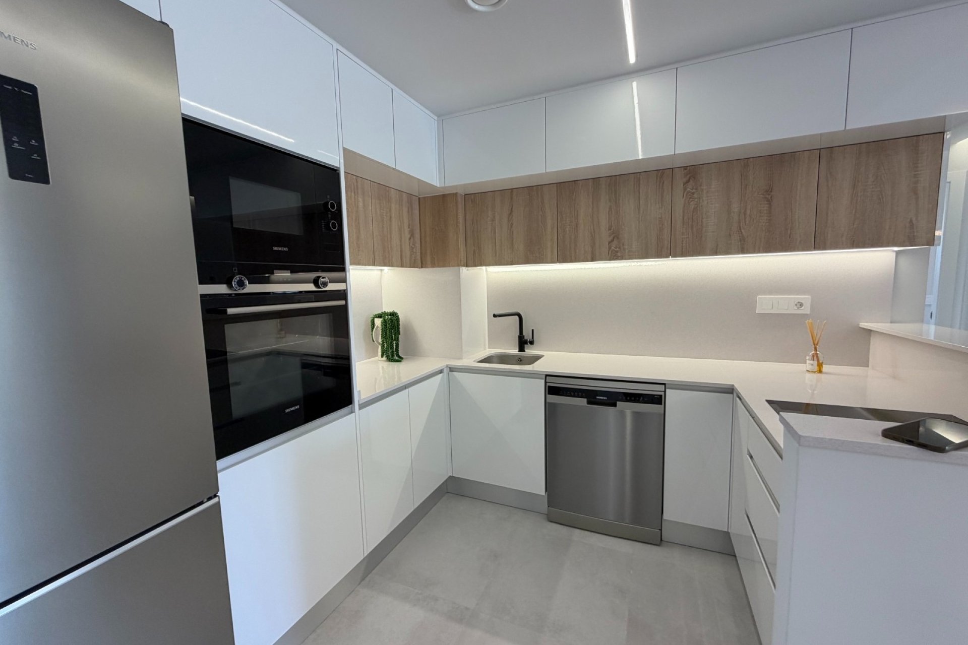 Nouvelle construction - Appartement -
Pilar de la Horadada - Playa de Mil Palmeras