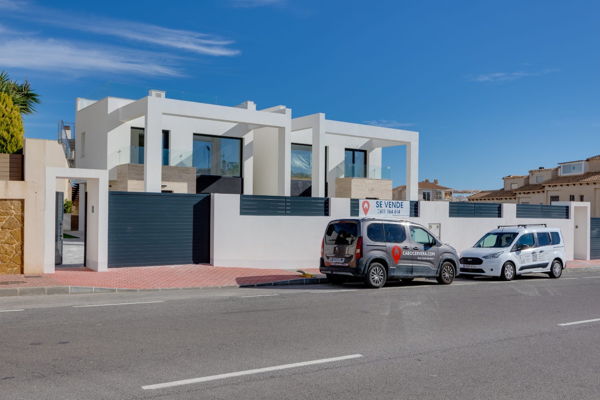 Nouvelle construction - Chalet independiente -
Torrevieja - Torrelamata - La Mata