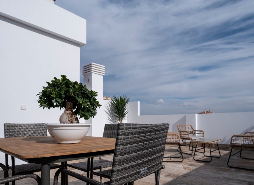 Nouvelle construction - Maison de ville -
Avileses - New Sierra Golf