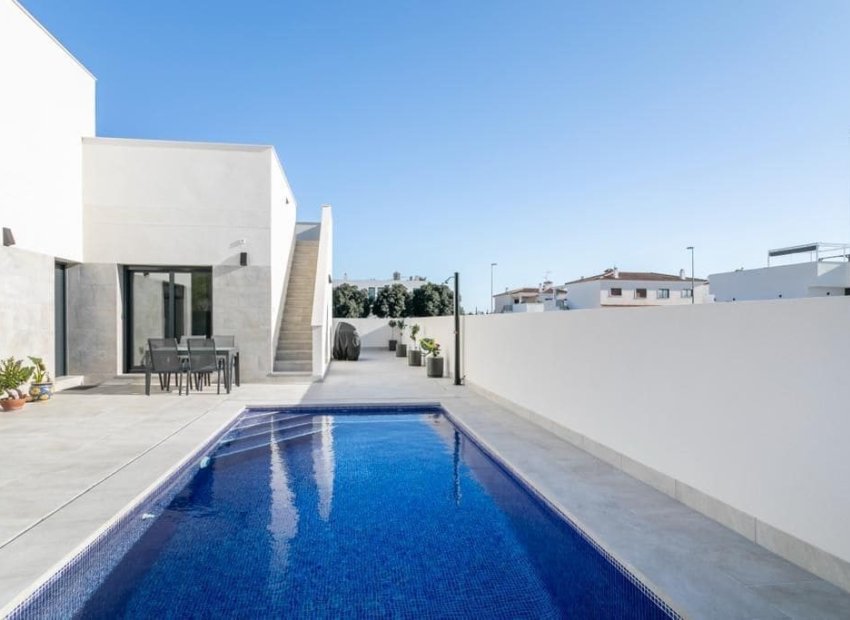 Nouvelle construction - Villa / Jumelée -
Daya Nueva