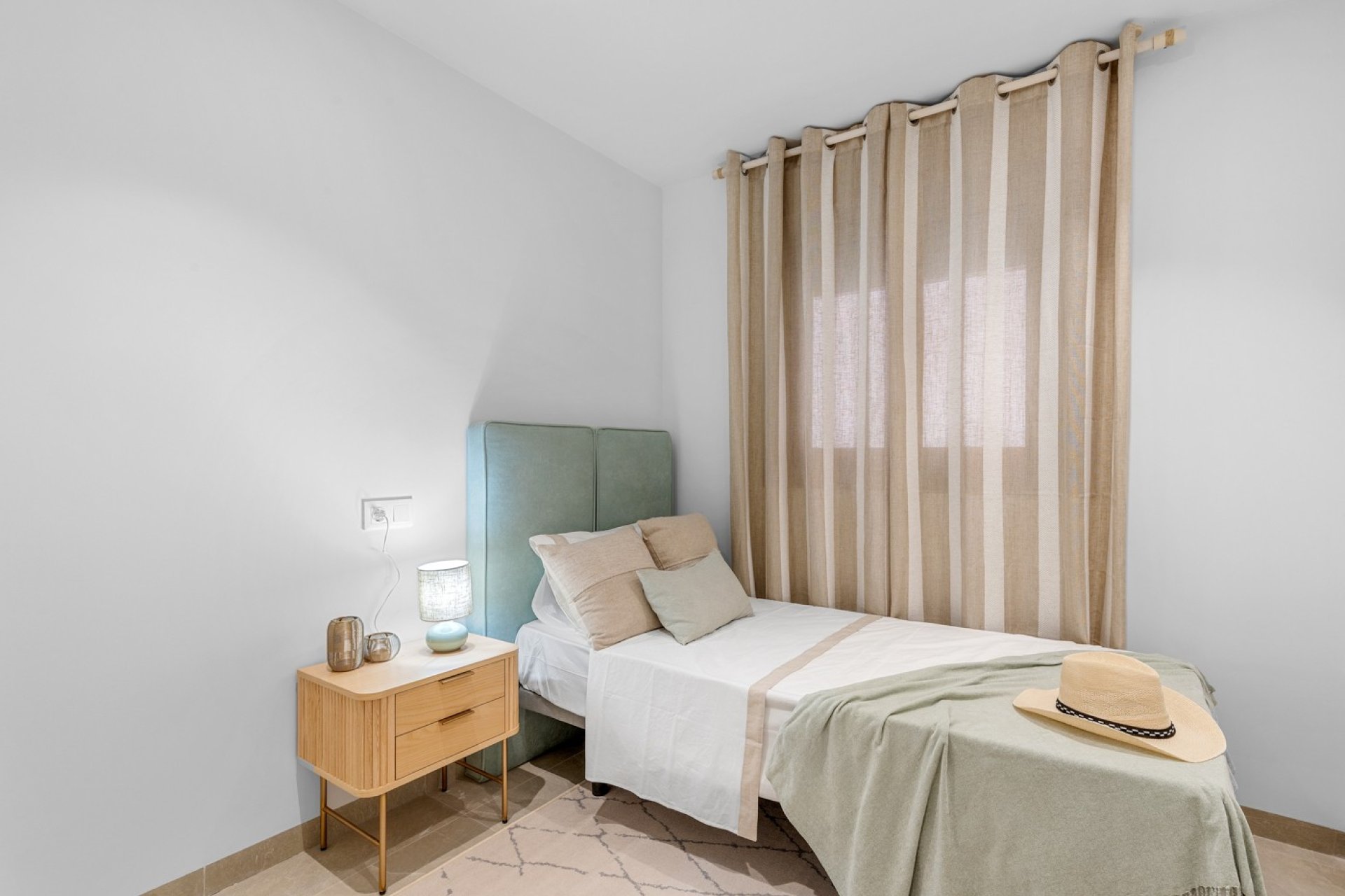 Obra nueva - Apartamento / piso -
Jacarilla