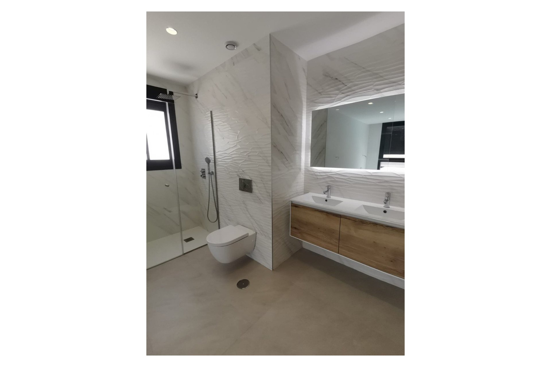 Obra nueva - Chalet independiente -
Cartagena - La Manga