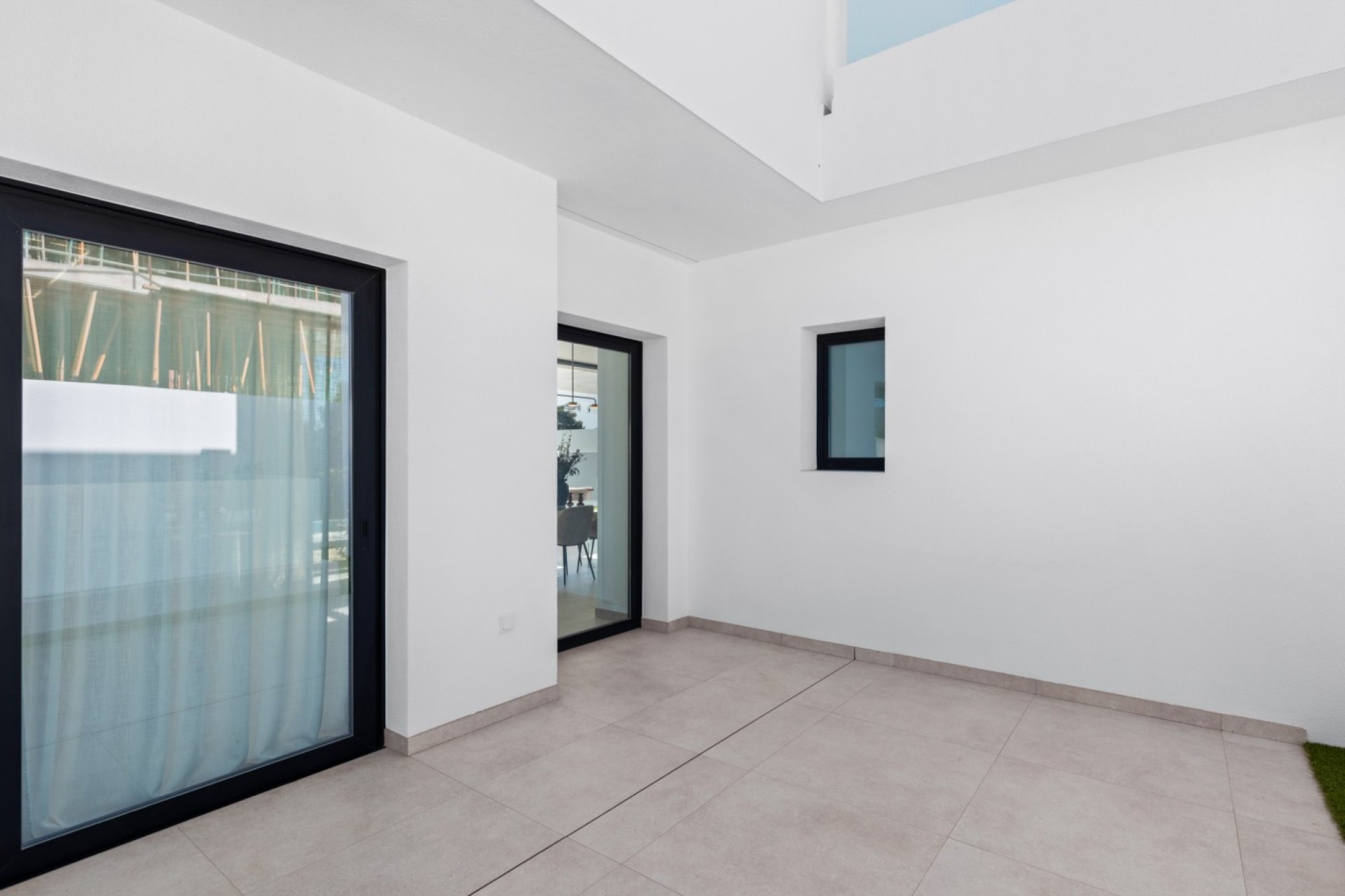 Obra nueva - Chalet independiente -
Polop
