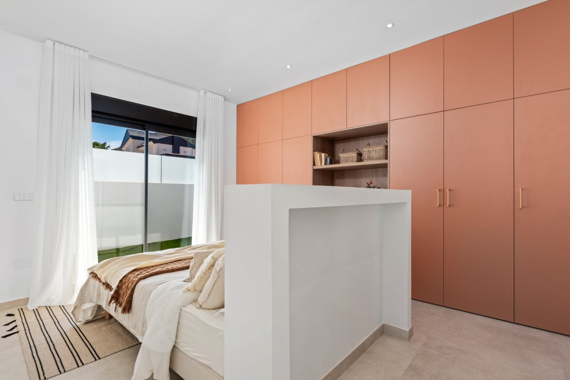 Obra nueva - Chalet independiente -
Polop