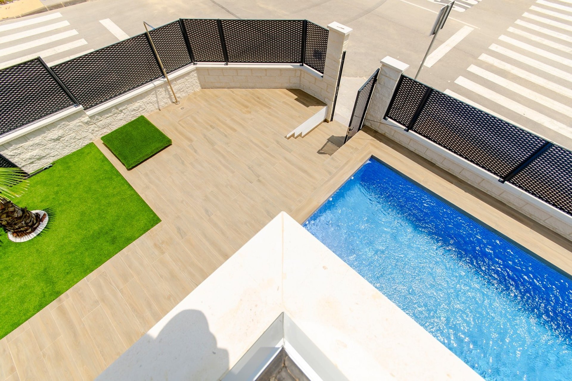 Obra nueva - Villa -
Los Montesinos - Montesinos