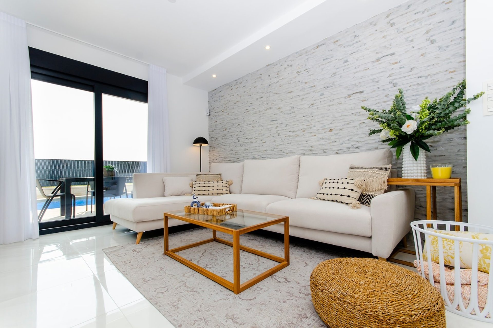 Obra nueva - Villa -
Los Montesinos - Montesinos
