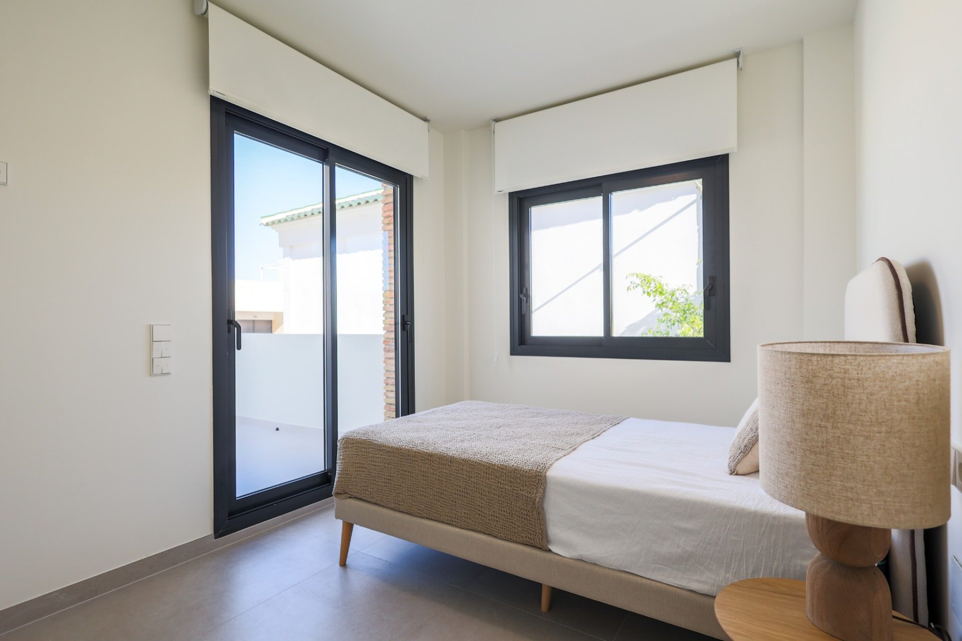 Obra nueva - Villa -
Orihuela Costa - Campoamor