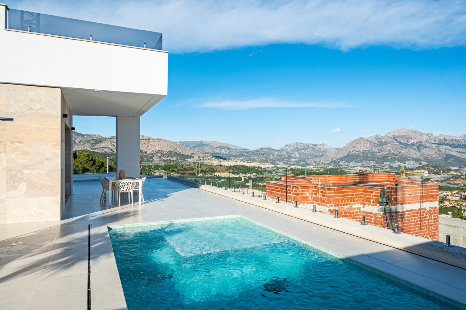 Obra nueva - Villa -
Polop