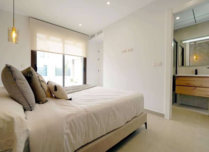 Obra nueva - Villa -
Rojales - Ciudad Quesada