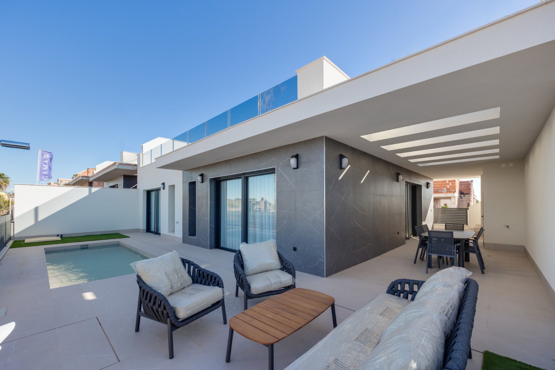 Obra nueva - Villa -
Torrevieja - Torrelamata - La Mata