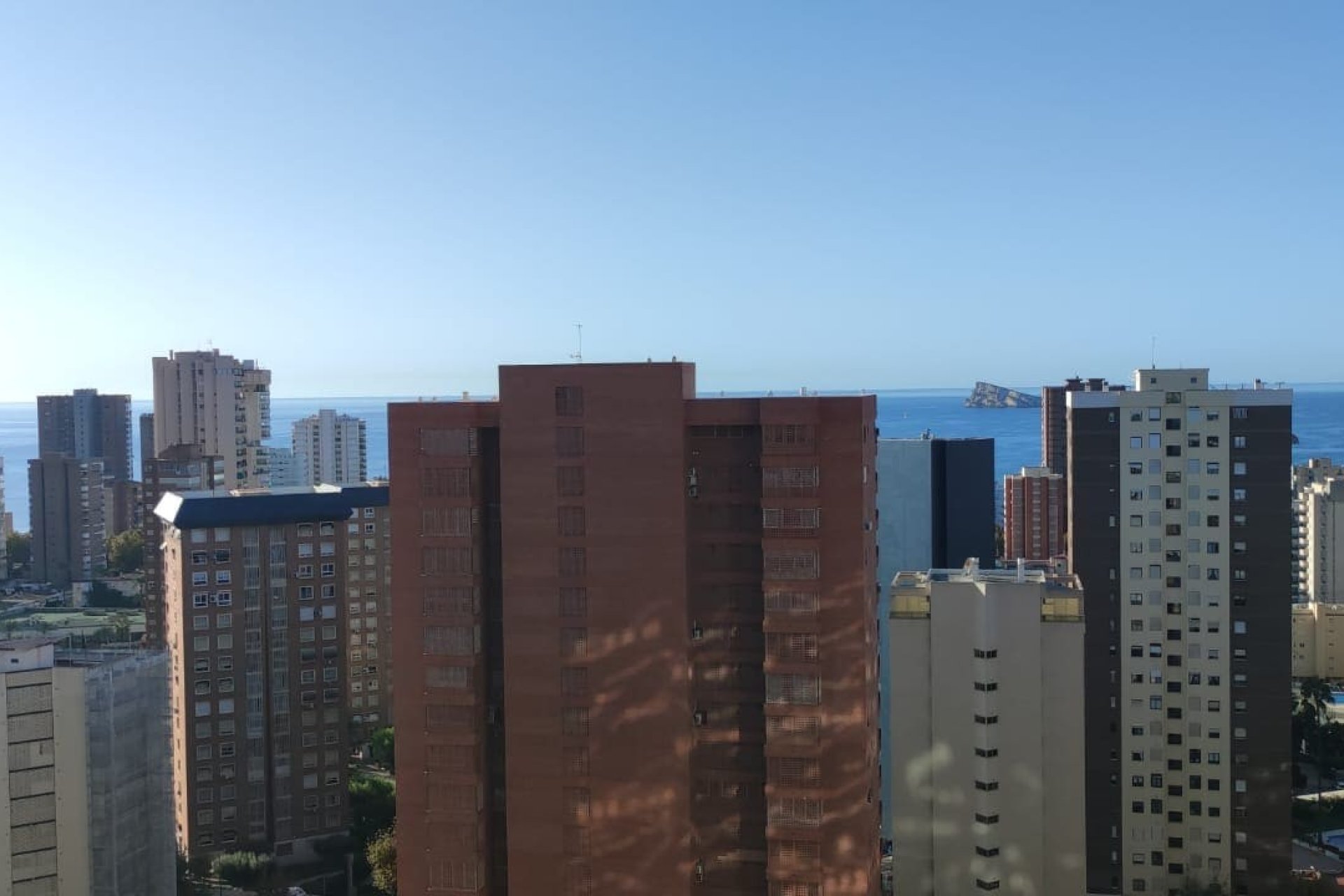 Odsprzedaż - Daszek -
Benidorm - Zona de Poniente