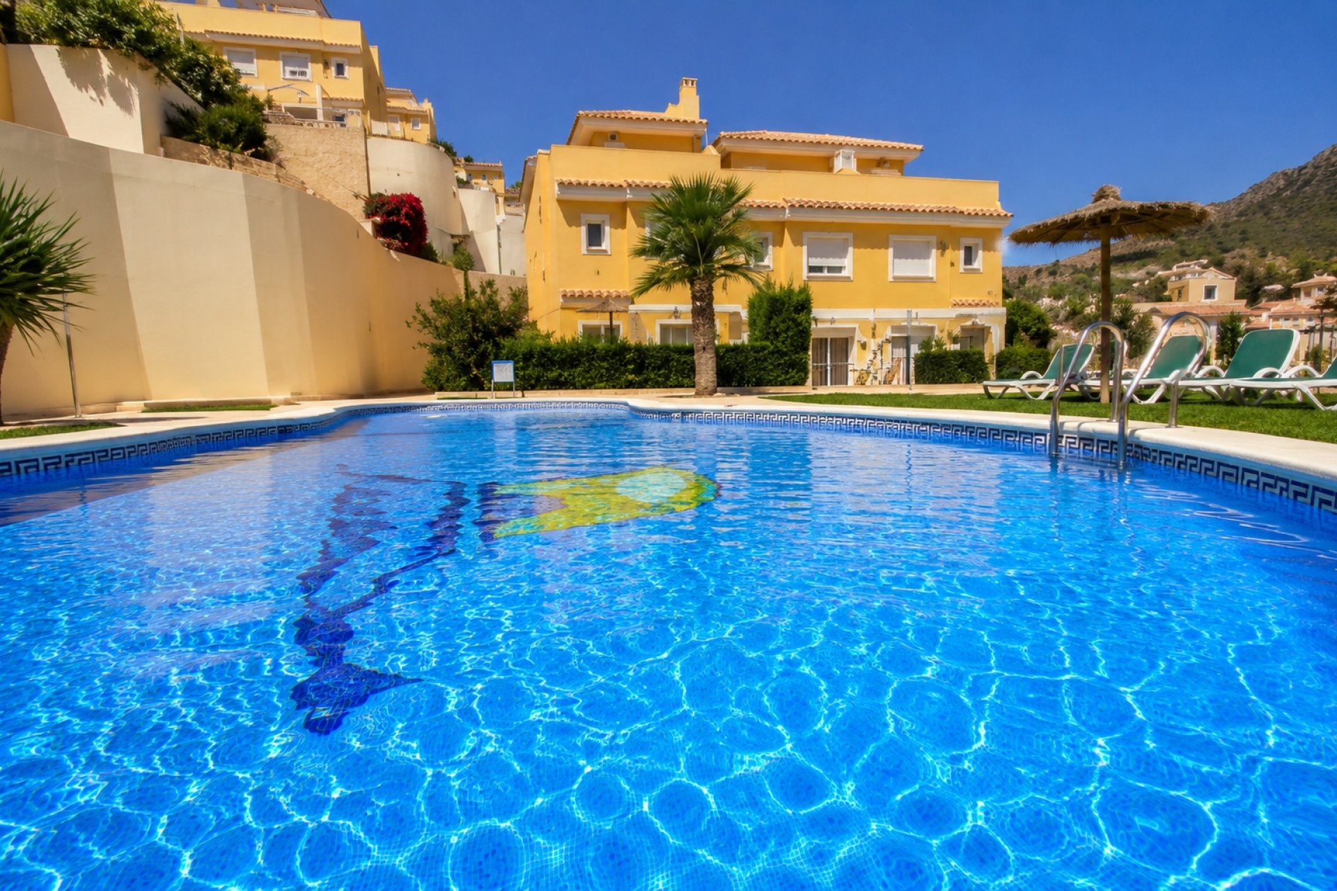 Odsprzedaż / Rynek wtórny - Dom szeregowy -
Calpe - Zona Puerto Blanco - Maryvilla