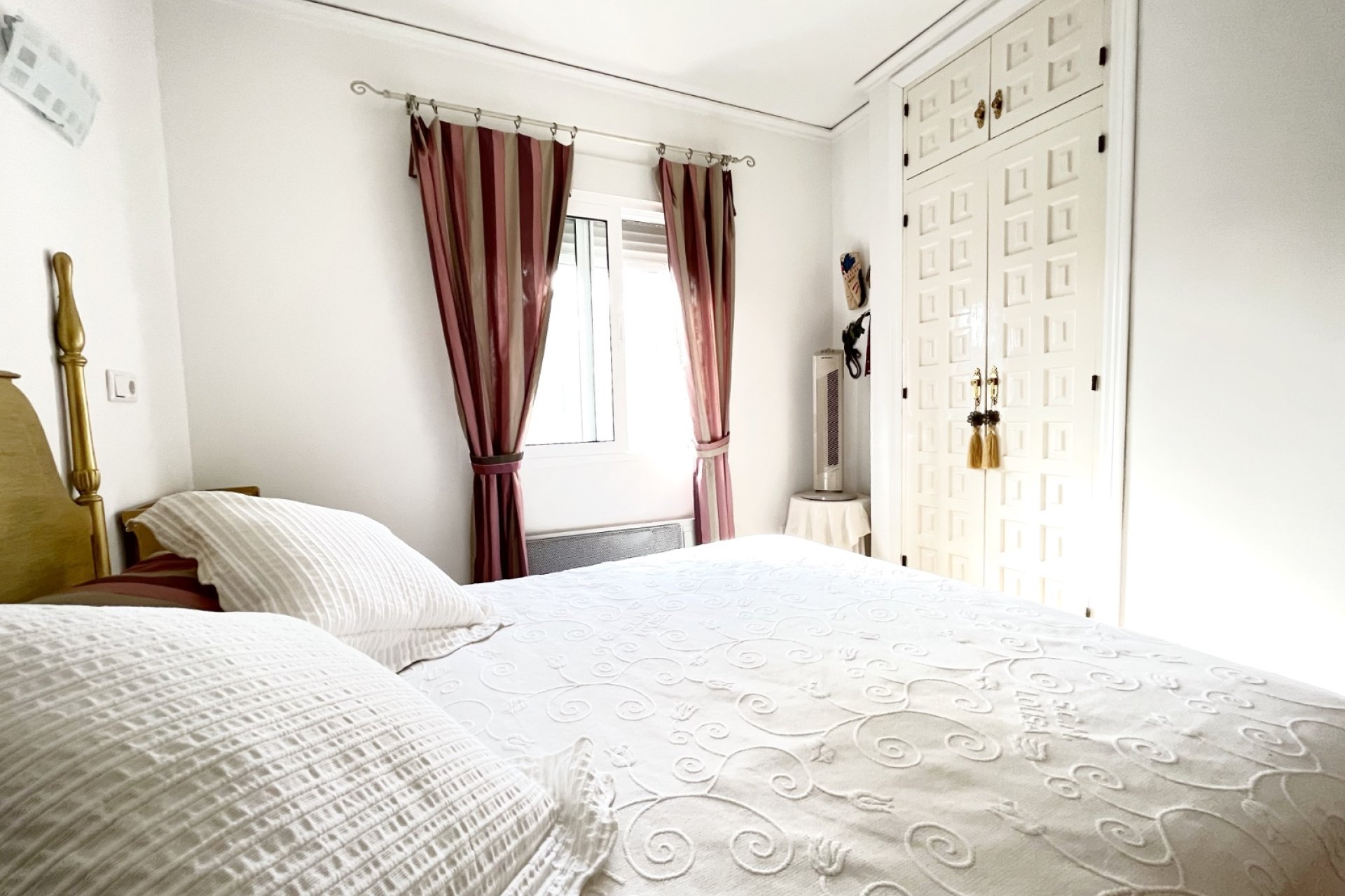 Odsprzedaż / Rynek wtórny - Dom szeregowy -
Denia - Les Marines - Las Marinas