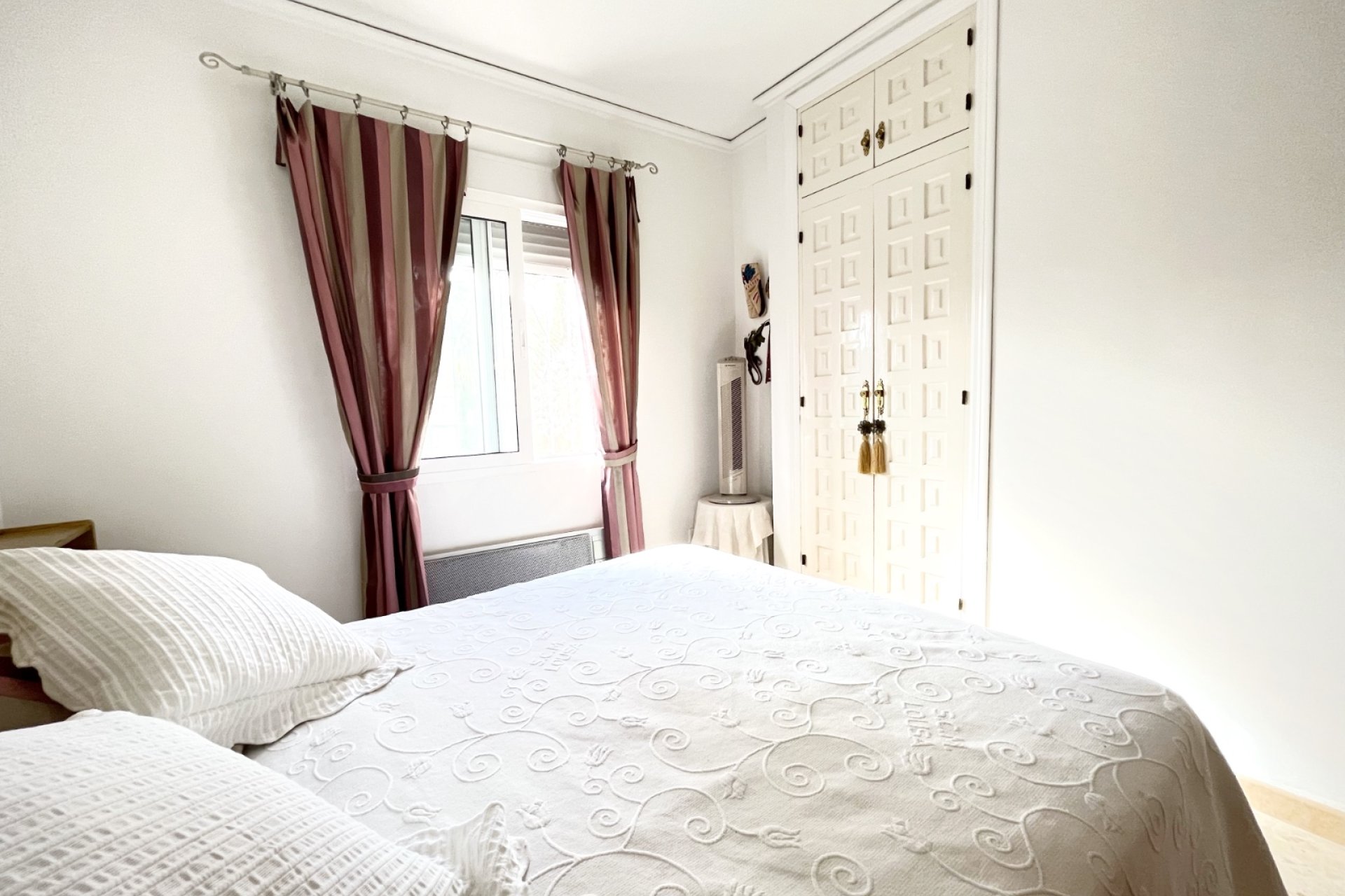 Odsprzedaż / Rynek wtórny - Dom szeregowy -
Denia - Les Marines - Las Marinas