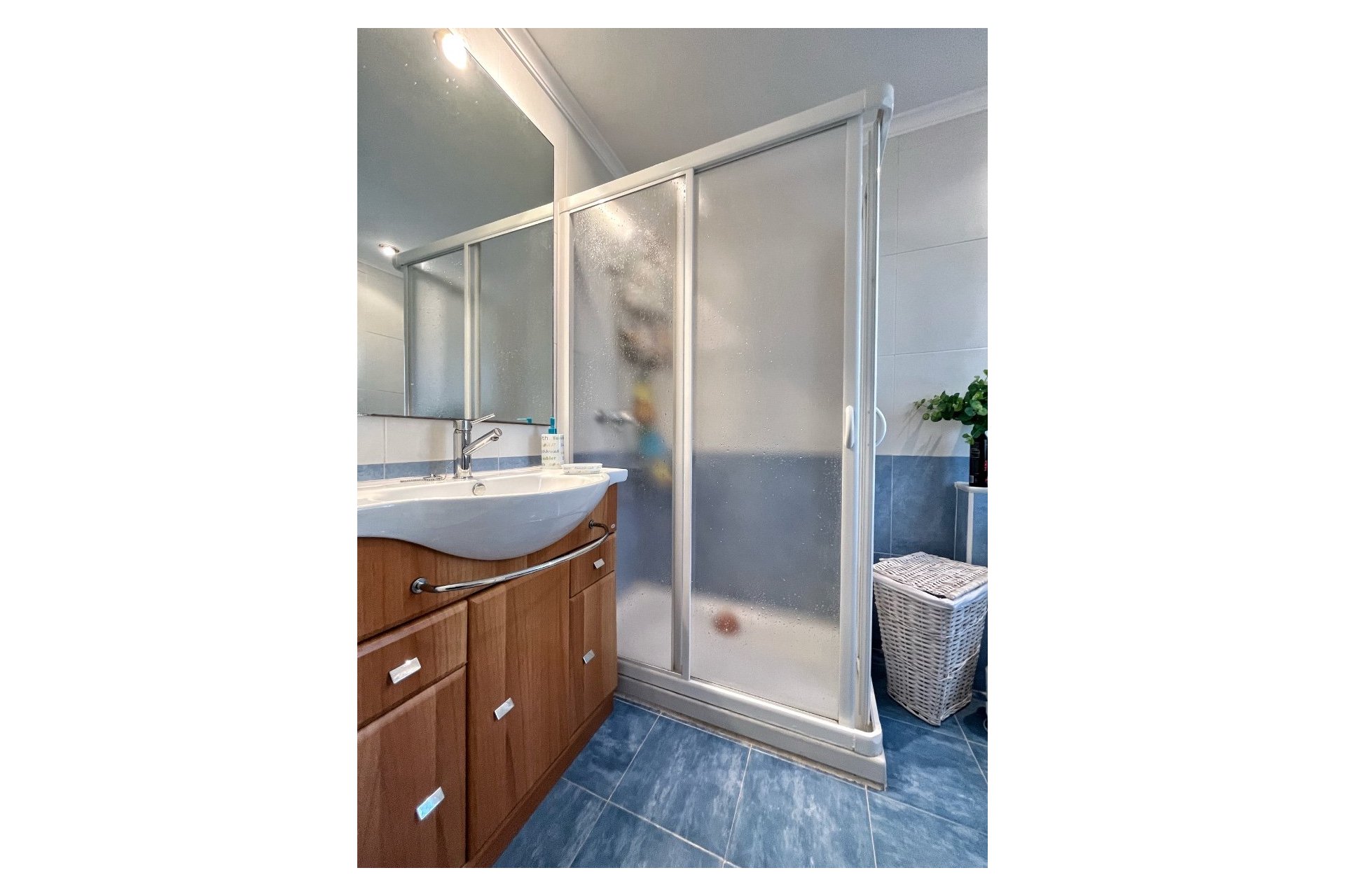 Odsprzedaż / Rynek wtórny - Dom szeregowy -
Denia - Les Marines - Las Marinas